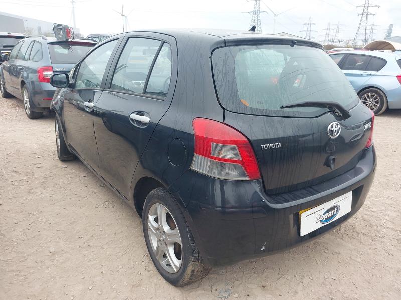 2011 TOYOTA YARIS 1.33 VVT-I TR 5DR [6]