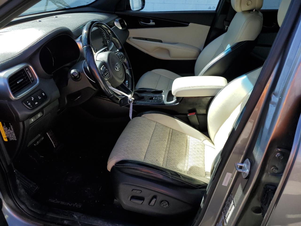 2016 Kia Sorento Sx VIN: 5XYPKDA54GG098786 Lot: 82459675