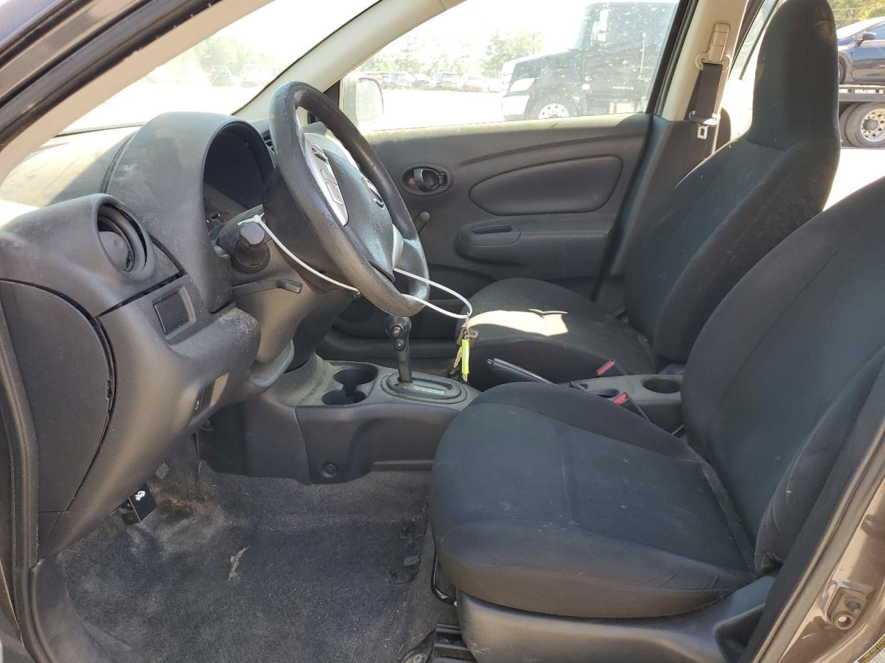 2015 Nissan Versa S VIN: 3N1CN7AP7FL821355 Lot: 82221605