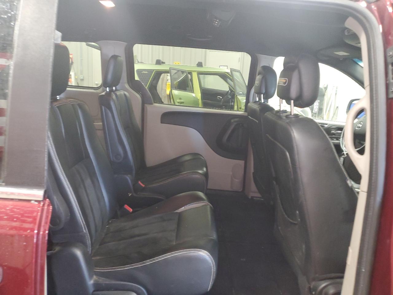 2017 Dodge Grand Caravan Sxt VIN: 2C4RDGCG4HR806079 Lot: 81983645