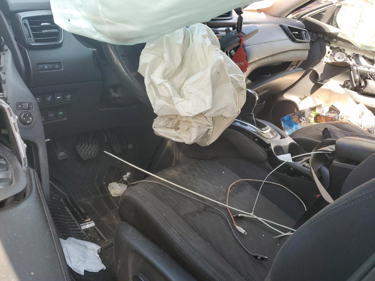 2017 Nissan Rogue Sv VIN: 5N1AT2MV6HC752739 Lot: 81935105