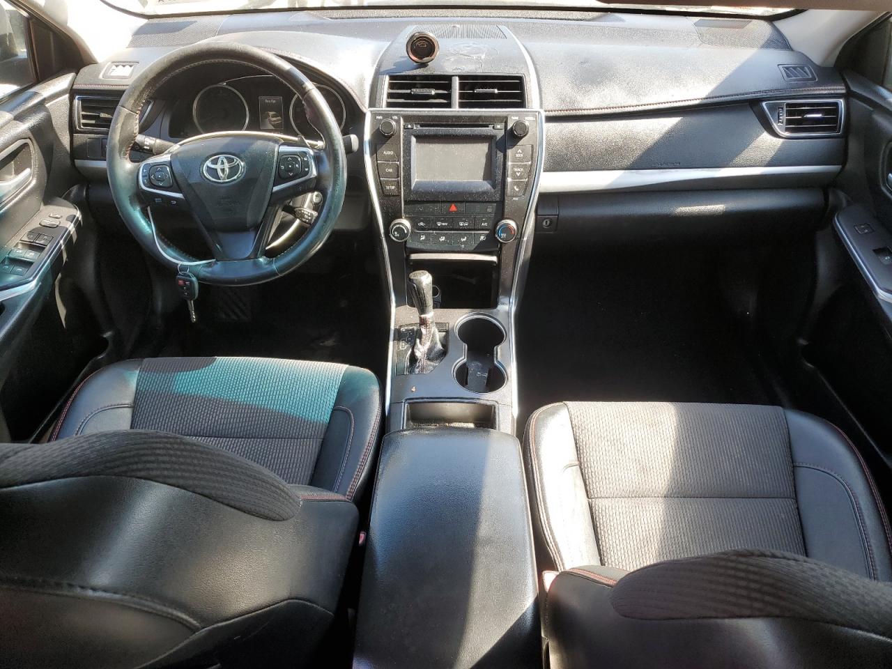 2016 Toyota Camry Le VIN: 4T1BF1FK9GU586542 Lot: 85272425