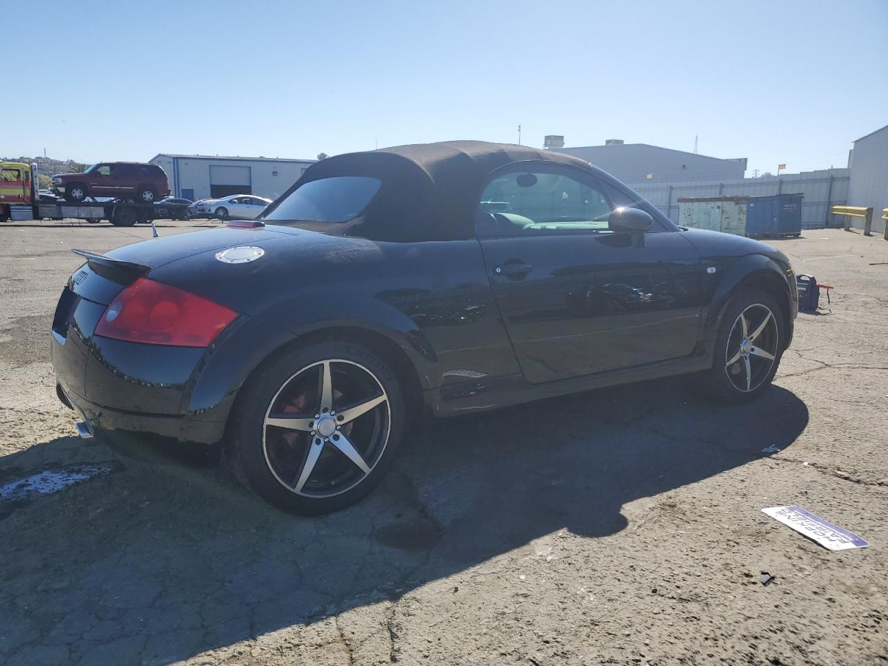 Фото: TRUUT28N311037162