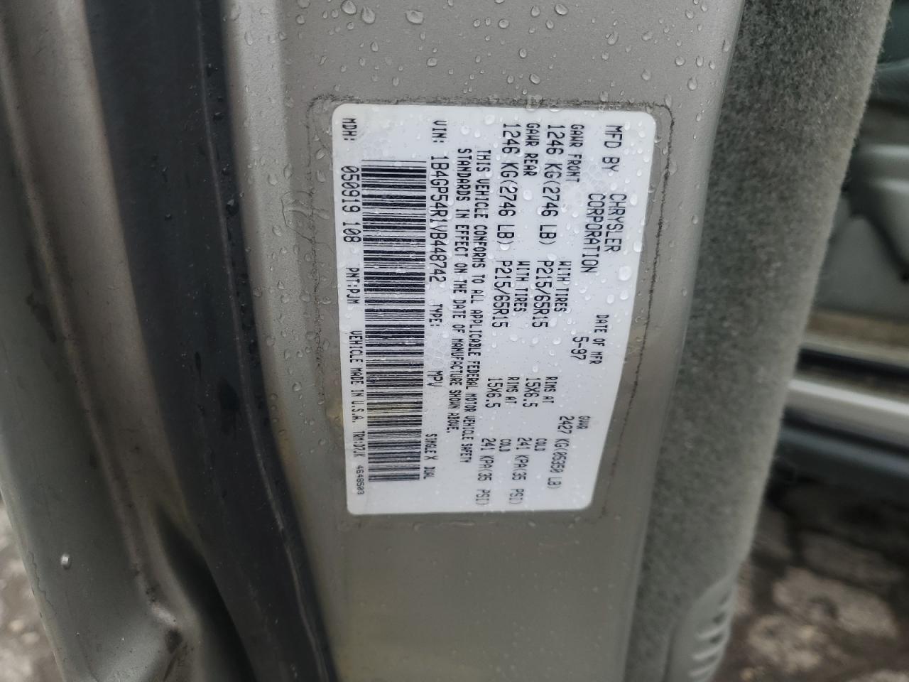 1997 Dodge Grand Caravan Le VIN: 1B4GP54R1VB448742 Lot: 90365875