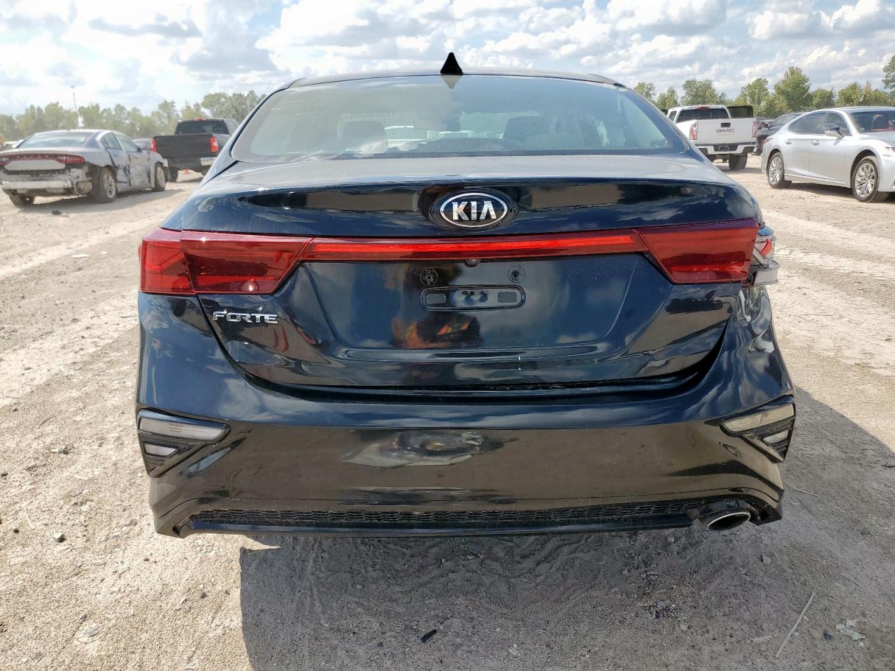 2019 Kia Forte Fe VIN: 3KPF24AD3KE137697 Lot: 83845385