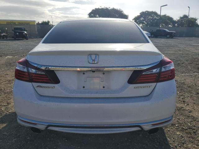  HONDA ACCORD 2016 Белы