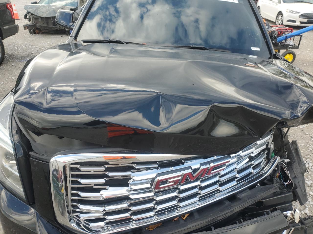 2018 GMC Yukon Denali VIN: 1GKS2CKJ3JR113548 Lot: 89461065