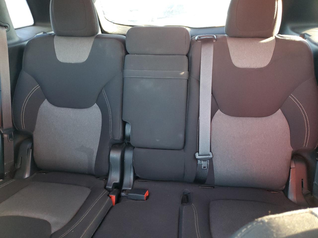 2018 Jeep Cherokee Latitude VIN: 1C4PJMCB6JD598928 Lot: 89634325