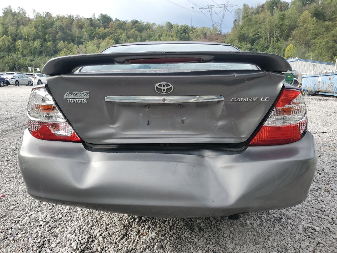 2003 Toyota Camry Le VIN: 4T1BE32K23U660382 Lot: 85300375