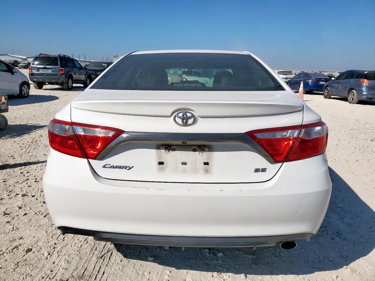 2016 Toyota Camry Le VIN: 4T1BF1FK6GU546533 Lot: 86104415