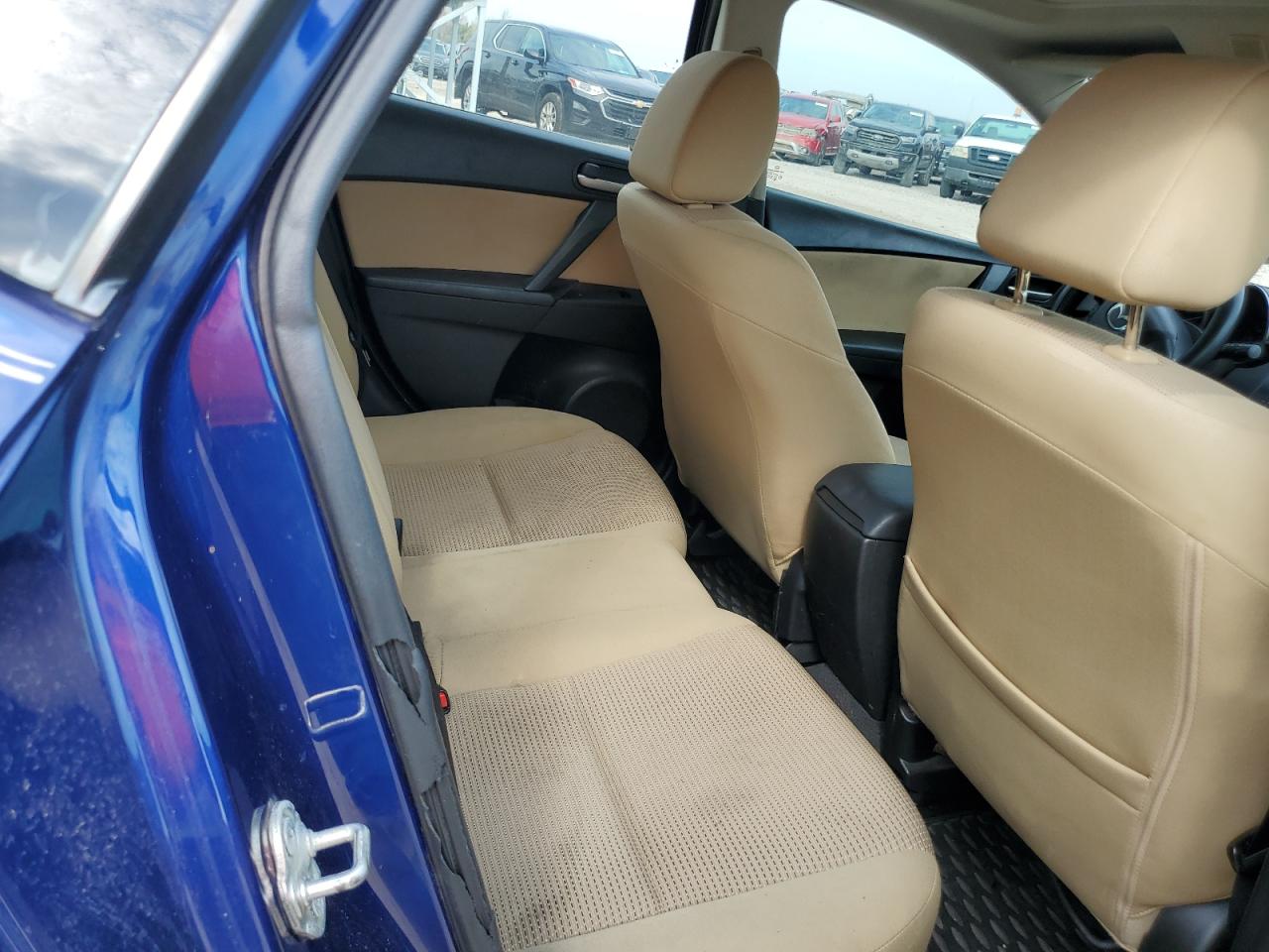 2012 Mazda 3 I VIN: JM1BL1L76C1611177 Lot: 82270025