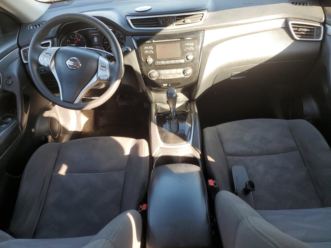 2016 Nissan Rogue S VIN: KNMAT2MV8GP683886 Lot: 82628075