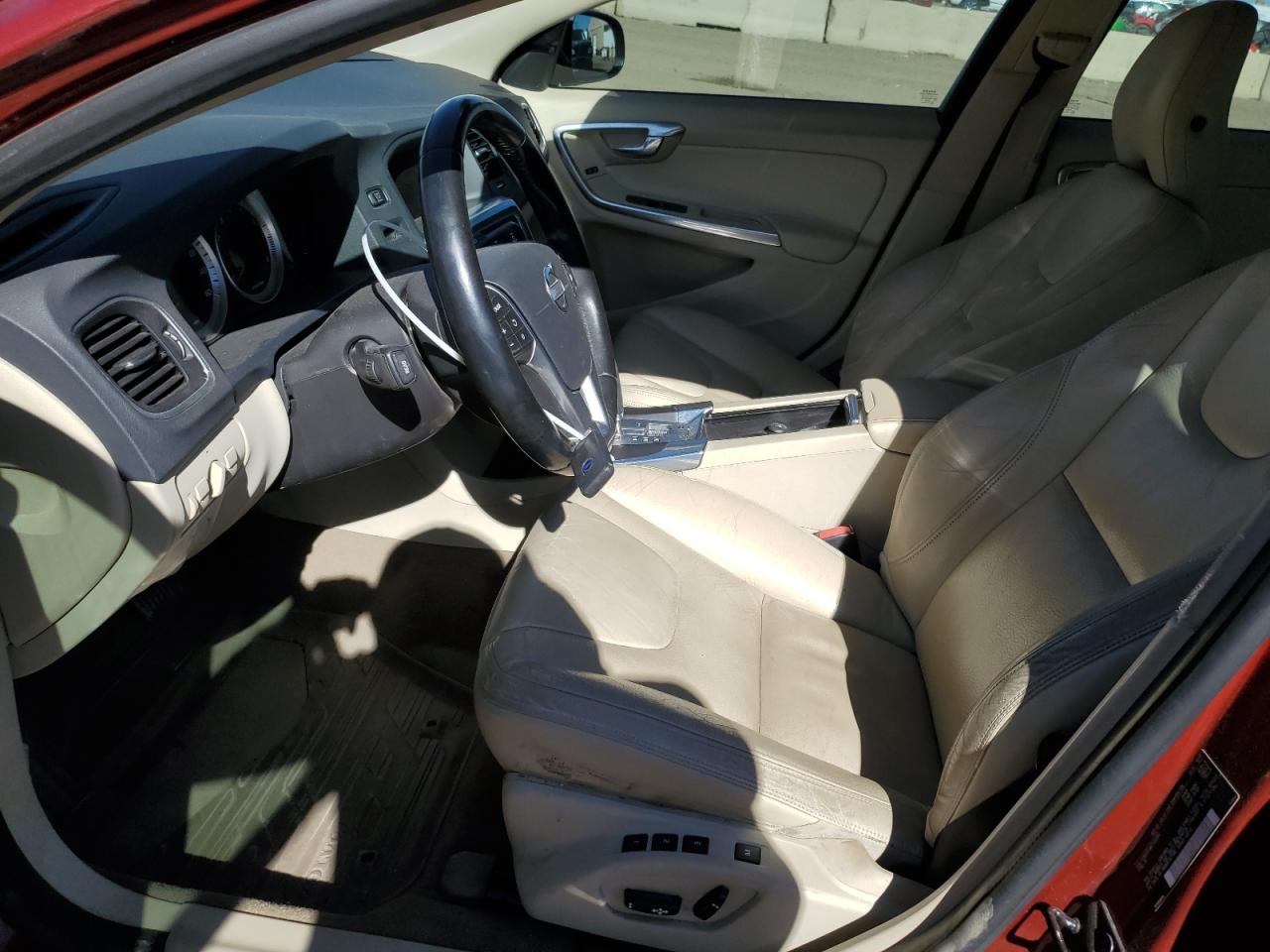 2012 Volvo S60 T5 VIN: YV1622FS8C2122083 Lot: 89440025