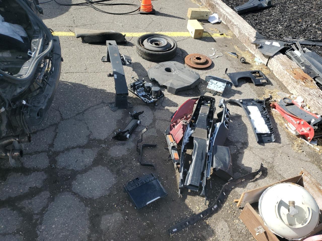 2018 Kia Stinger Premium VIN: KNAE25LA0J6020942 Lot: 90592225