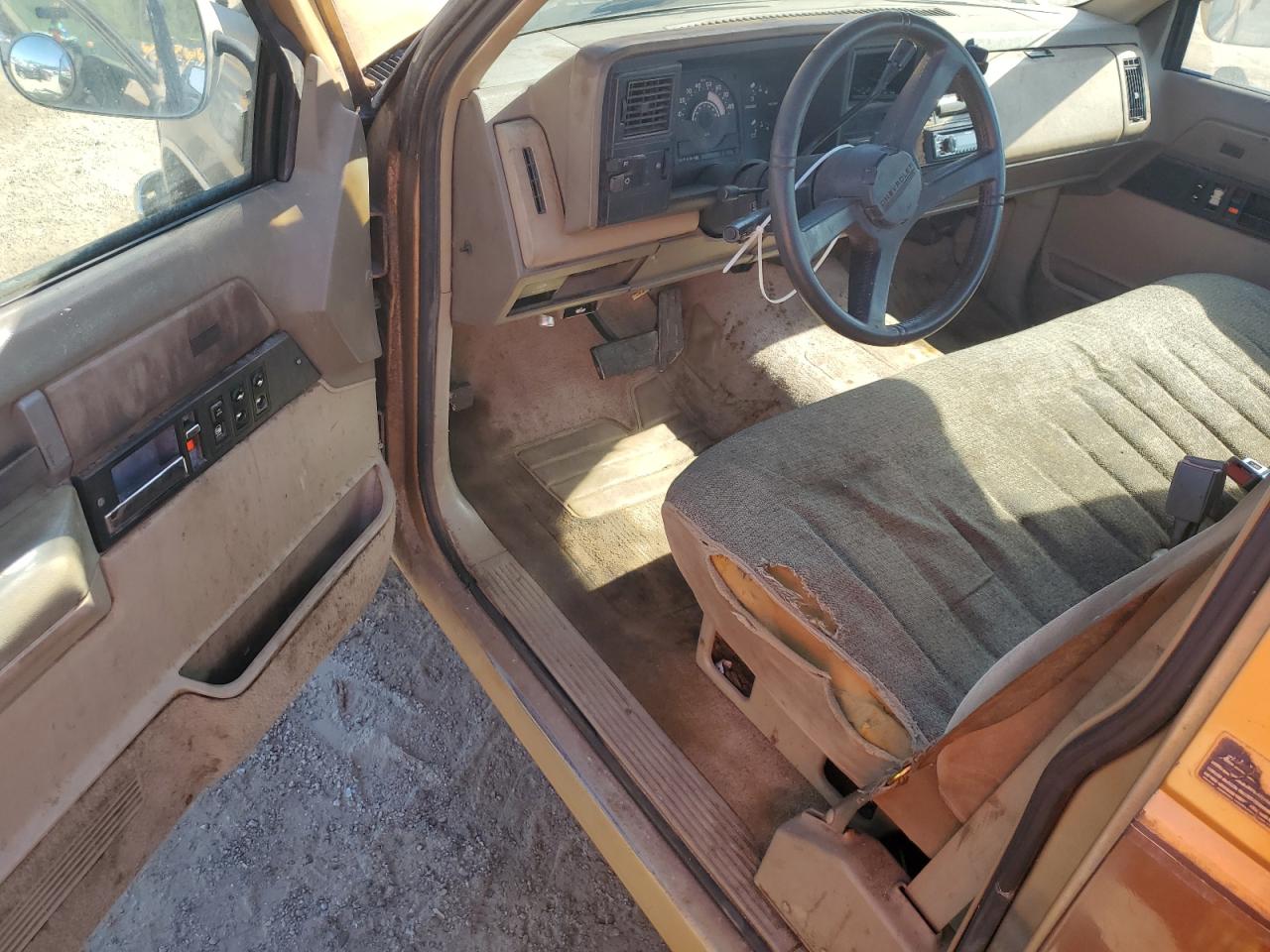 1988 Chevrolet Gmt-400 C1500 VIN: 1GCDC14K3JE184851 Lot: 84227285