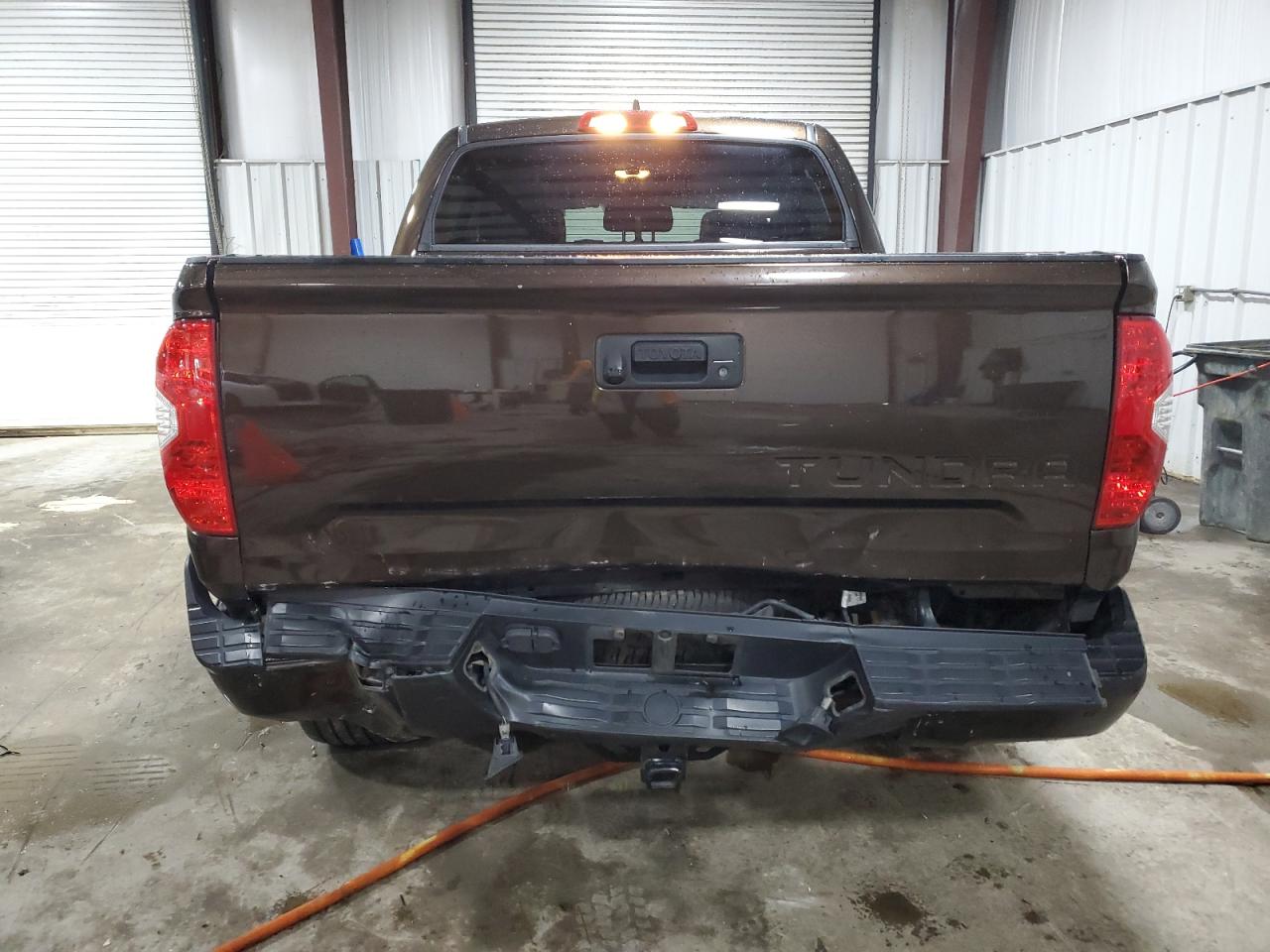 2020 Toyota Tundra Crewmax Limited VIN: 5TFHY5F10LX920411 Lot: 85087435