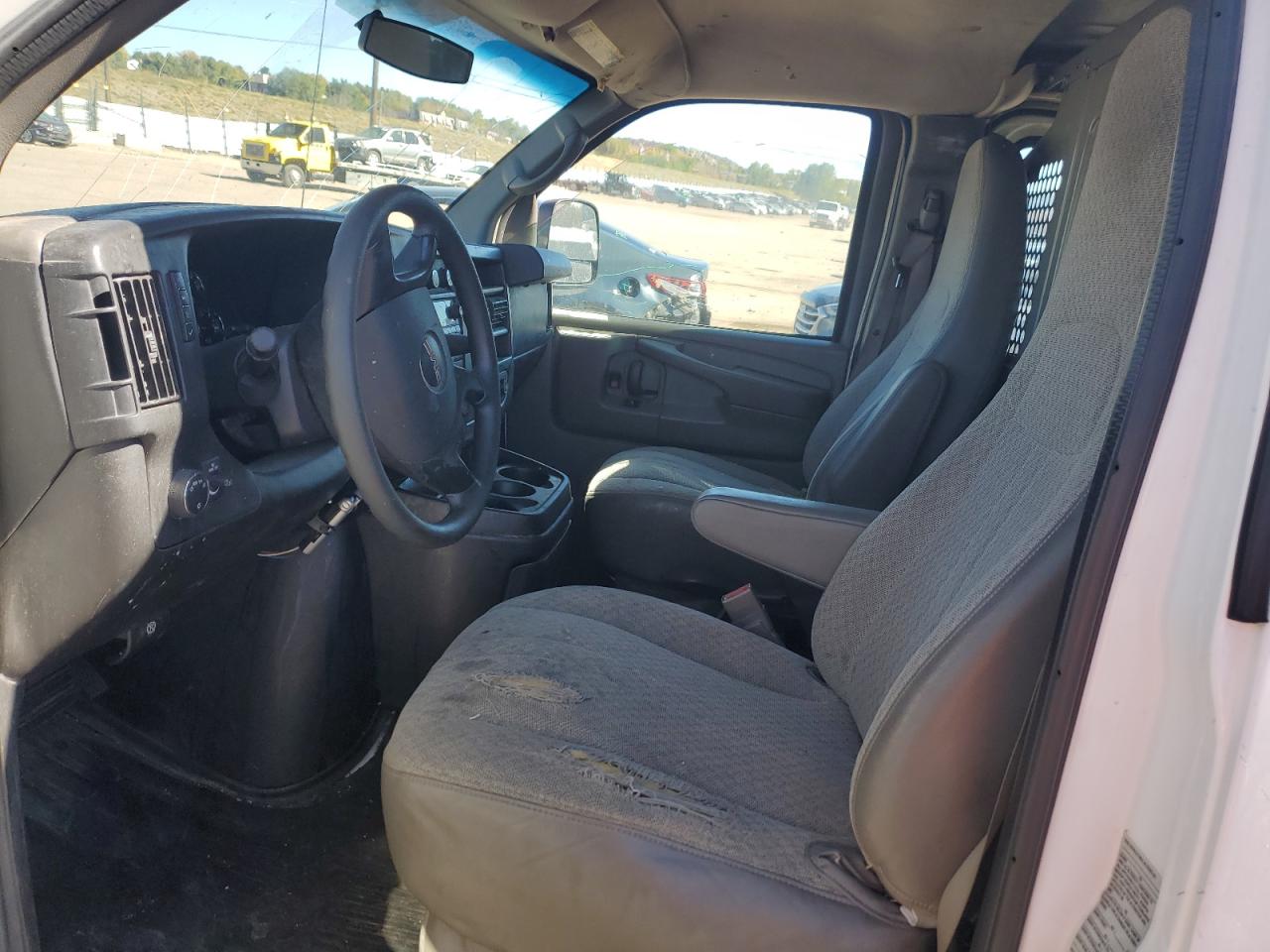 2015 GMC Sprinetr Delivery Van VIN: 1GTW7FCF3F1904128 Lot: 82551635