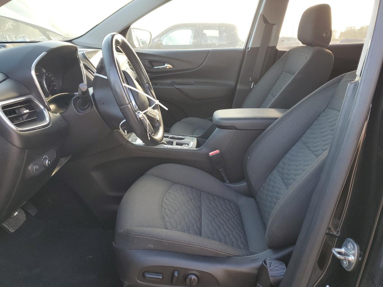 2019 Chevrolet Equinox Lt VIN: 2GNAXVEX5K6208735 Lot: 81958705