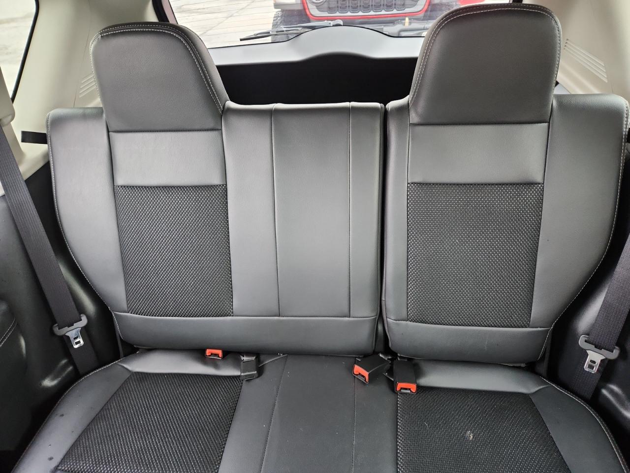 2016 Jeep Compass Latitude VIN: 1C4NJDEB1GD758002 Lot: 84942065