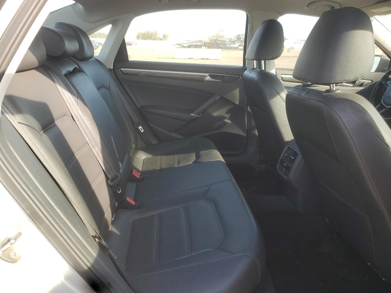 2016 Volkswagen Passat Se VIN: 1VWBS7A36GC021638 Lot: 85532865