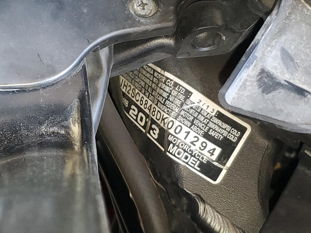 2013 Honda Gl1800 B VIN: JH2SC6848DK001294 Lot: 87424485