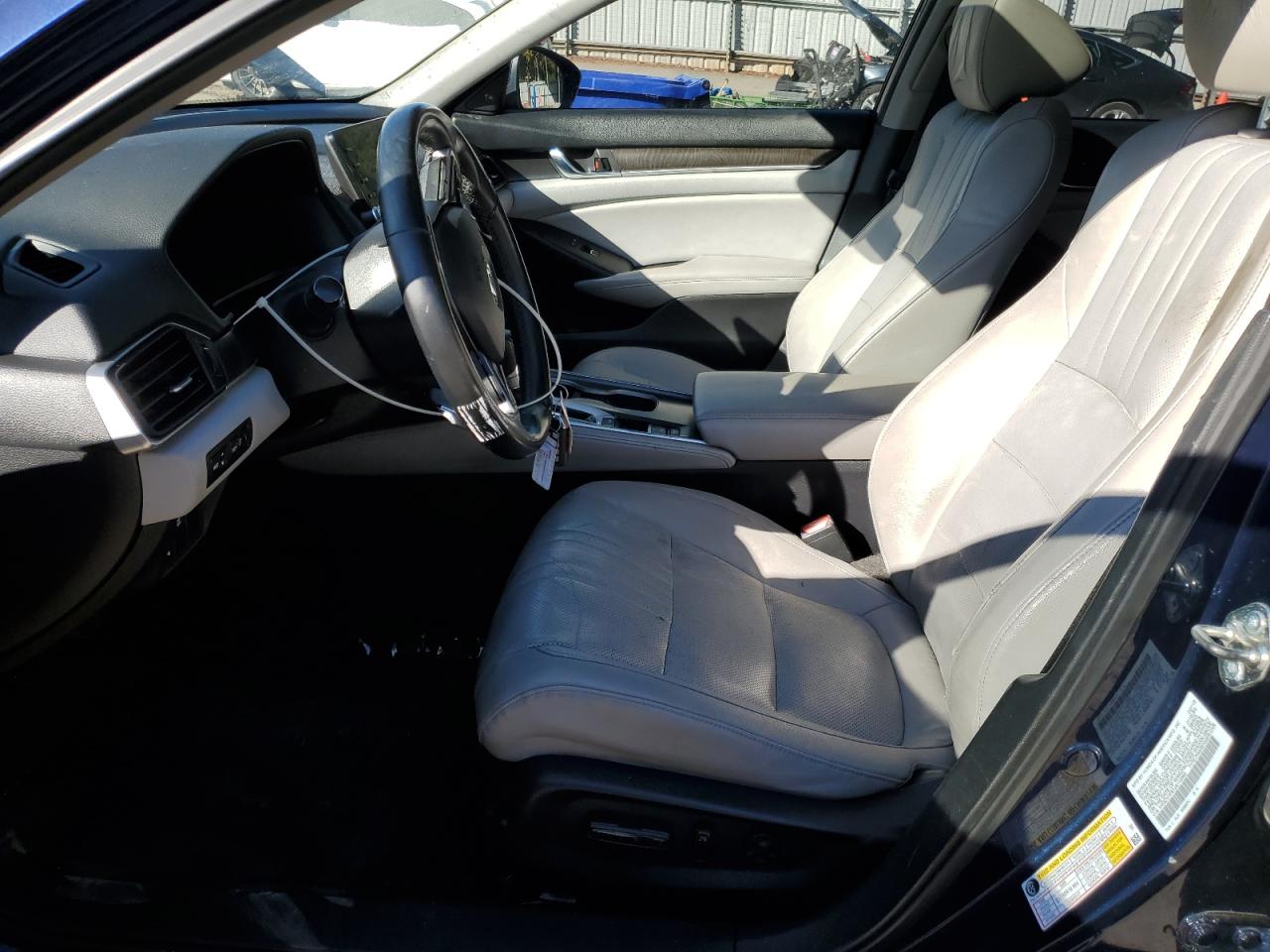 2018 Honda Accord Touring VIN: 1HGCV1F91JA113592 Lot: 86268865