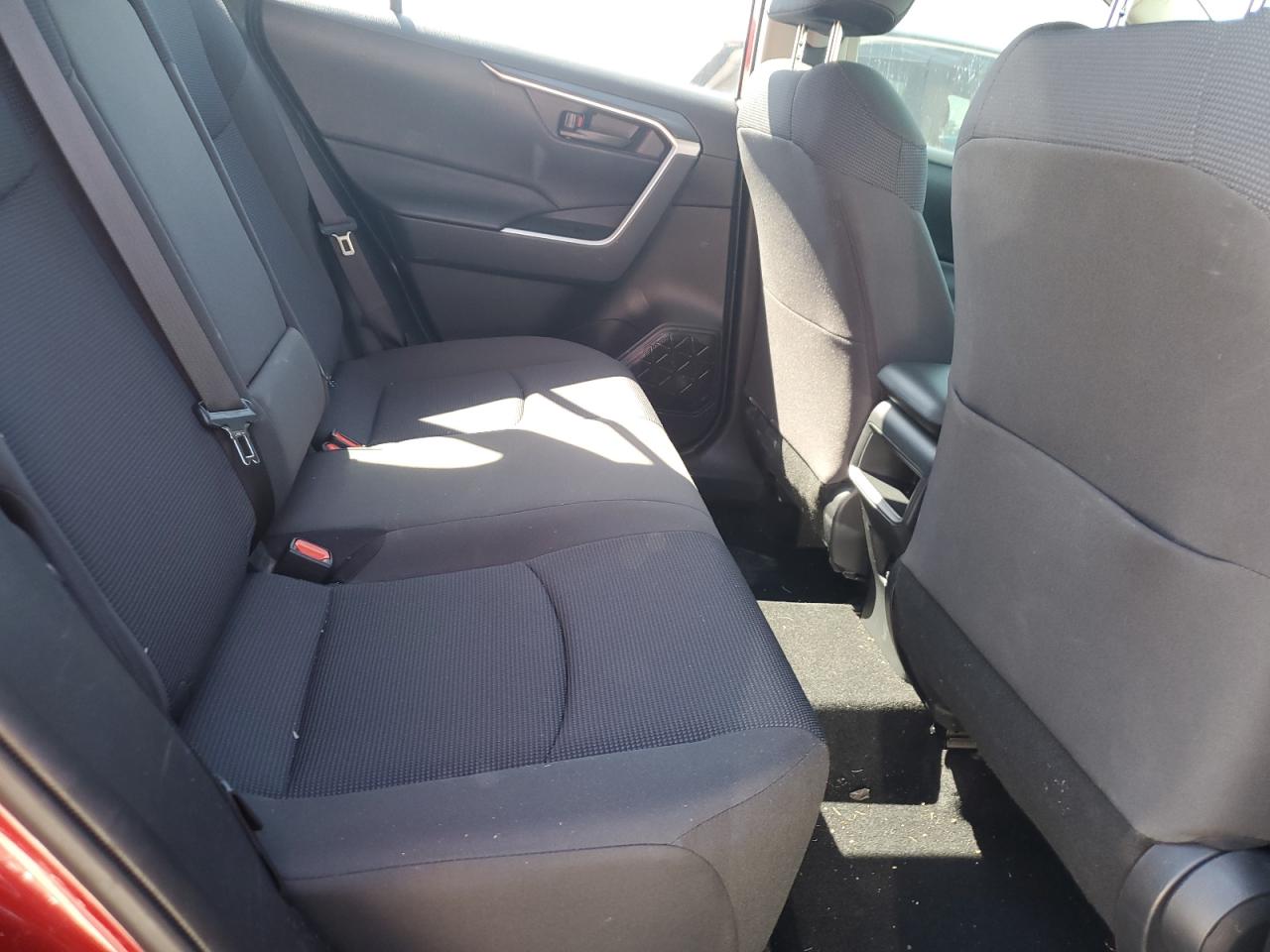 2020 Toyota Rav4 Le VIN: JTMF1RFV3LD050404 Lot: 86138995