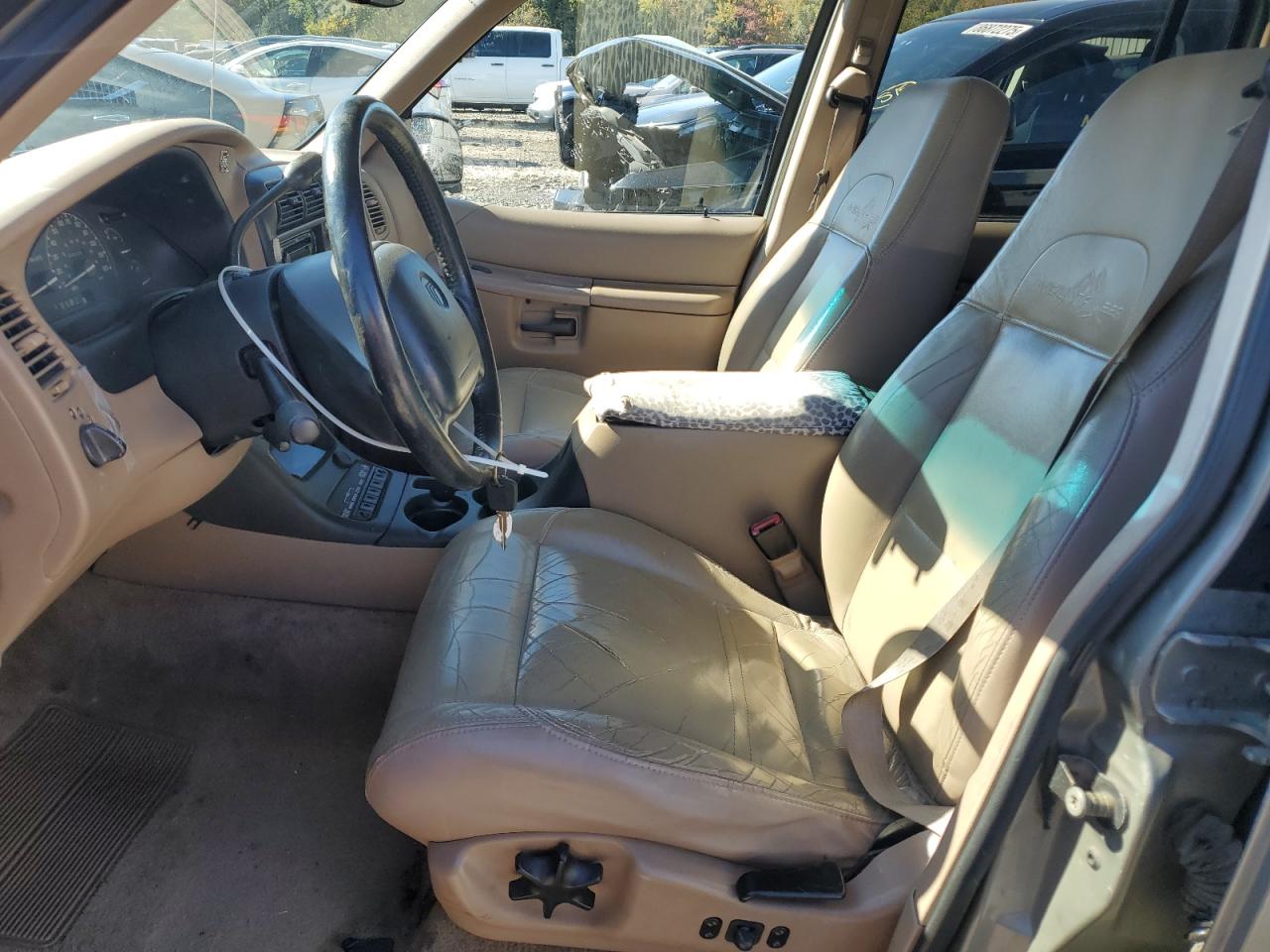 2000 Mercury Mountaineer VIN: 4M2ZU86P9YUJ20909 Lot: 86995765