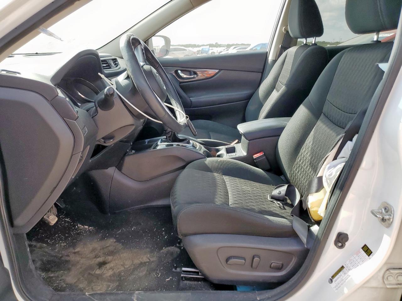 2018 Nissan Rogue S VIN: KNMAT2MT8JP598570 Lot: 86602185