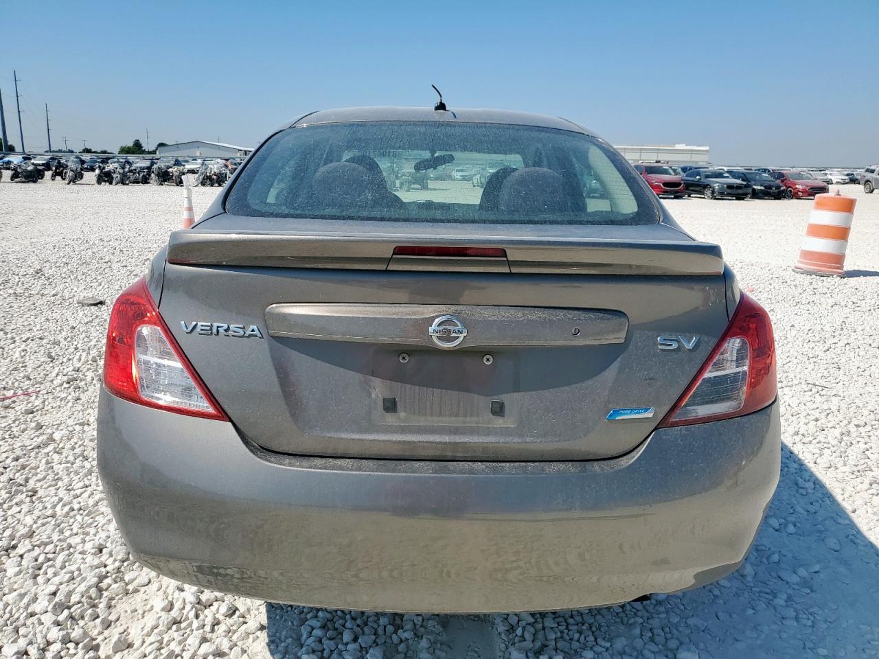 2013 Nissan Versa S VIN: 3N1CN7AP9DL847968 Lot: 81967105