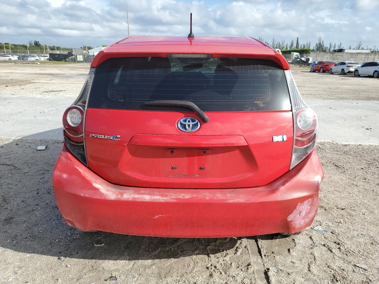 2014 Toyota Prius C VIN: JTDKDTB3XE1073691 Lot: 85115095