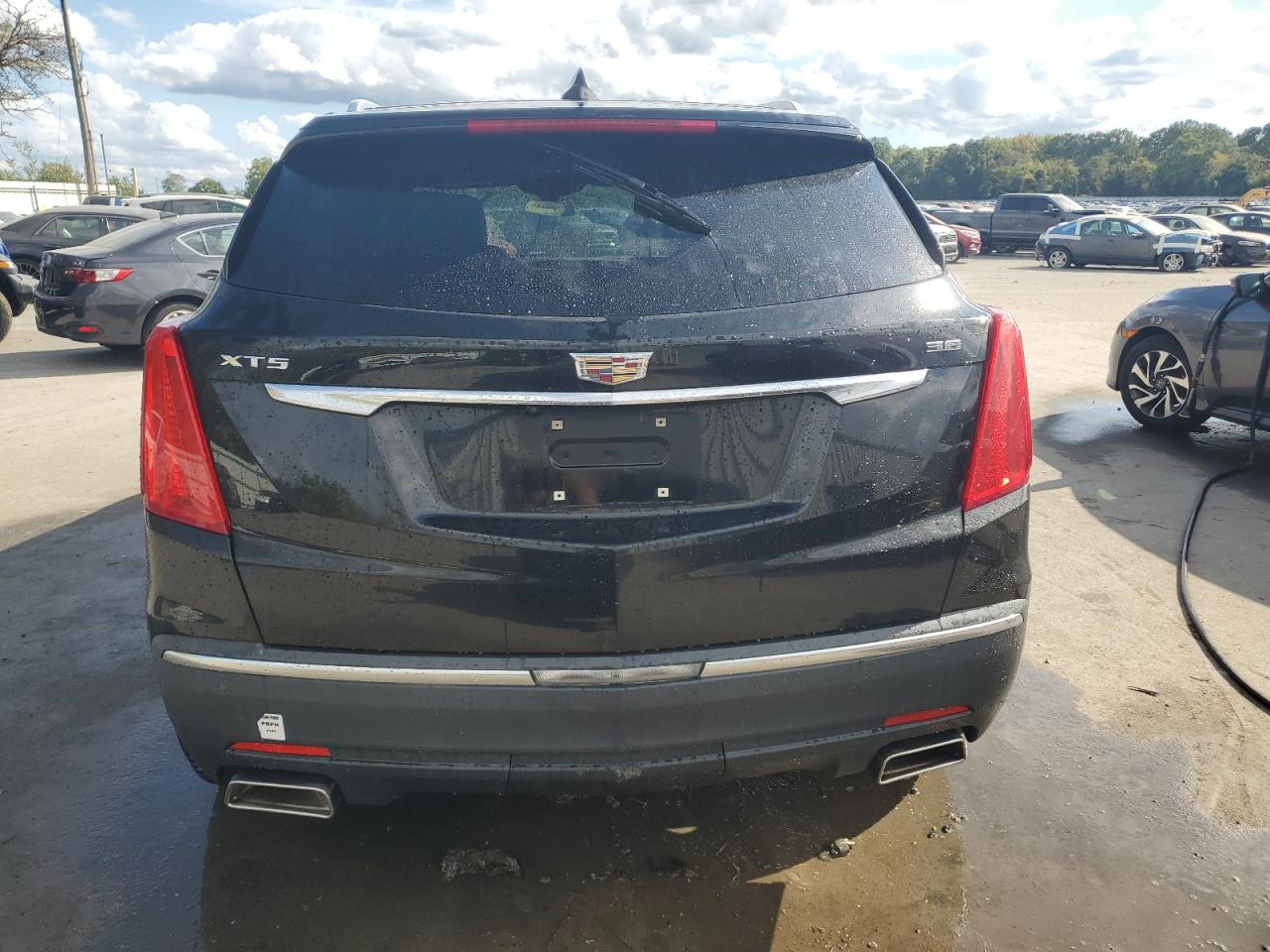 2017 Cadillac Xt5 Luxury VIN: 1GYKNBRS3HZ239456 Lot: 71231935