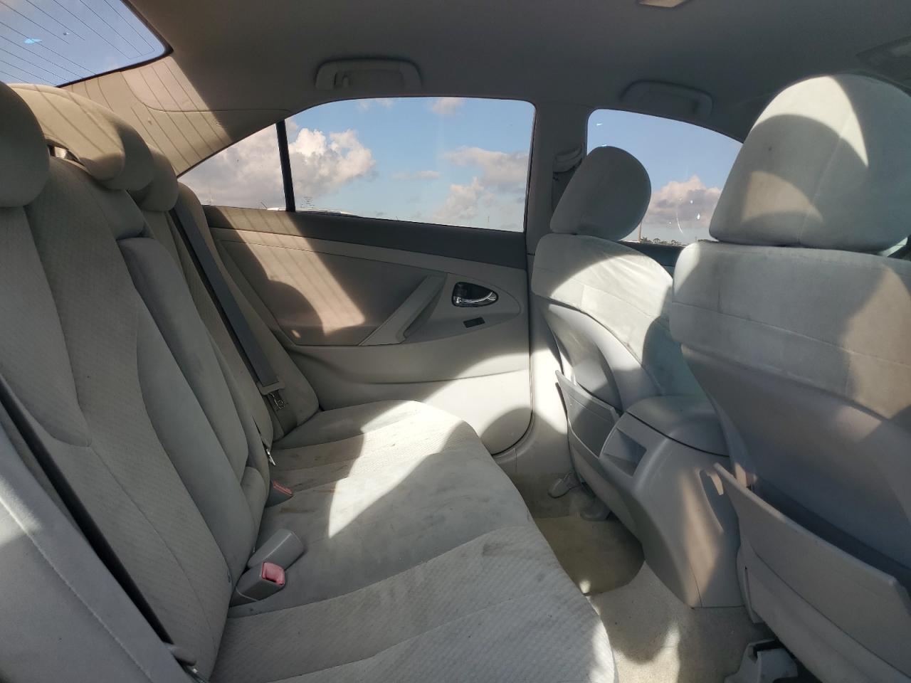 2007 Toyota Camry Ce VIN: 4T1BE46K67U092840 Lot: 82282355