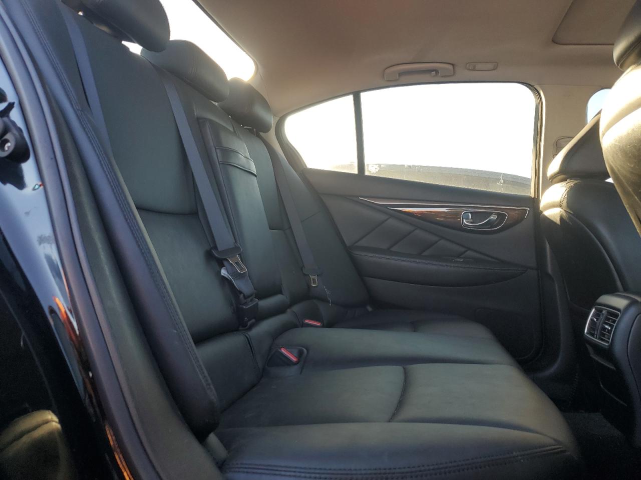 2018 Infiniti Q50 Luxe VIN: JN1EV7AR1JM432428 Lot: 90105785