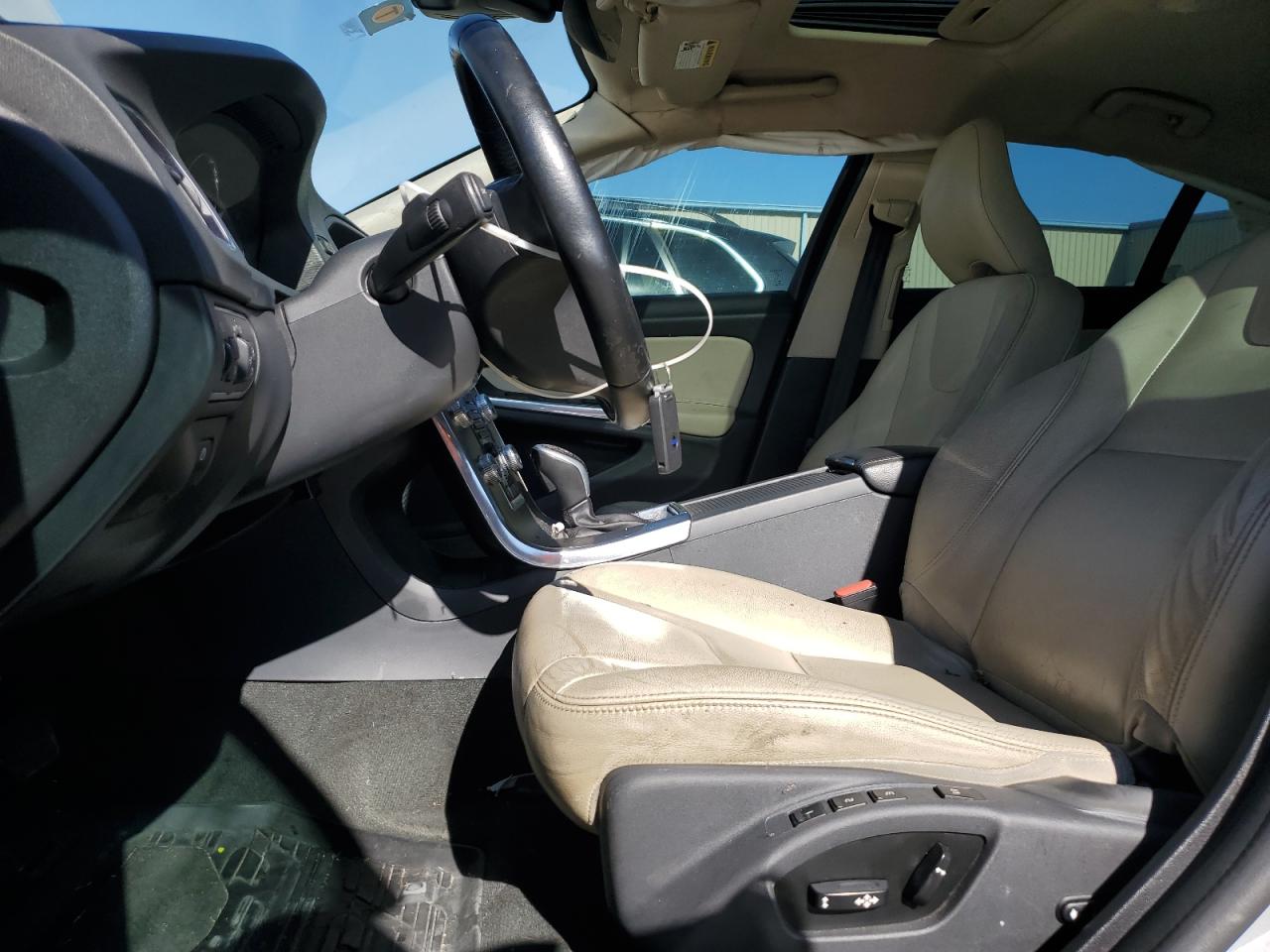2016 Volvo S60 Premier VIN: YV126MFK4G2405178 Lot: 86644255
