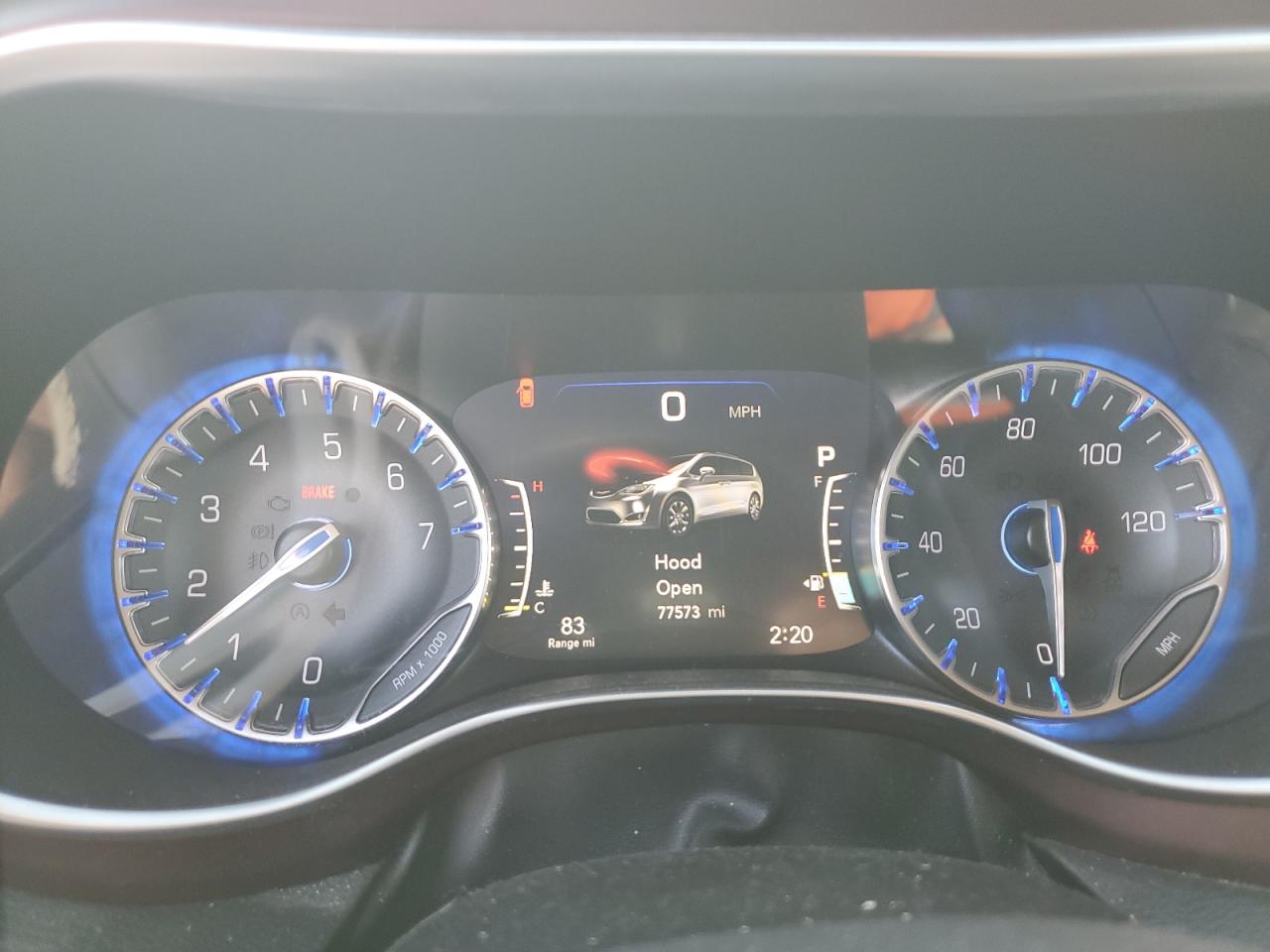 2017 Chrysler Pacifica Limited VIN: 2C4RC1GGXHR507285 Lot: 84940705