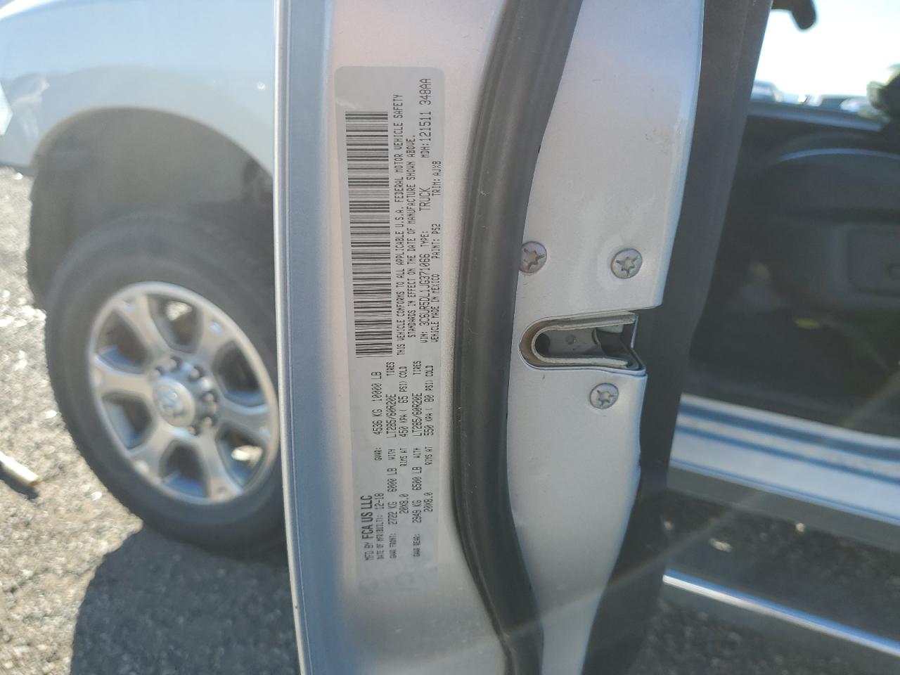 2018 Ram 2500 Slt VIN: 3C6UR5DL1JG371066 Lot: 84388505