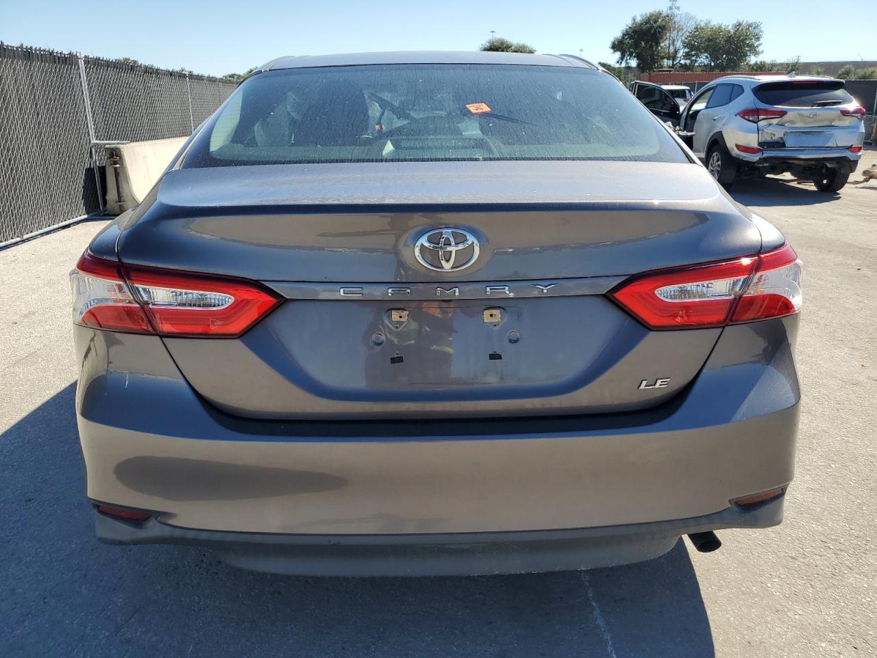 2018 Toyota Camry L VIN: 4T1B11HK6JU062168 Lot: 82458475