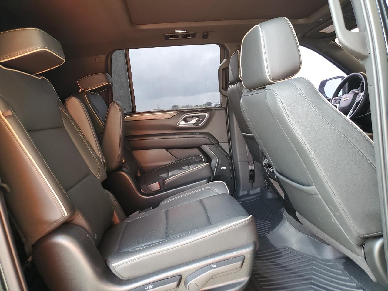 2023 Chevrolet Suburban K1500 Premier VIN: 1GNSKFKD2PR207508 Lot: 84711255