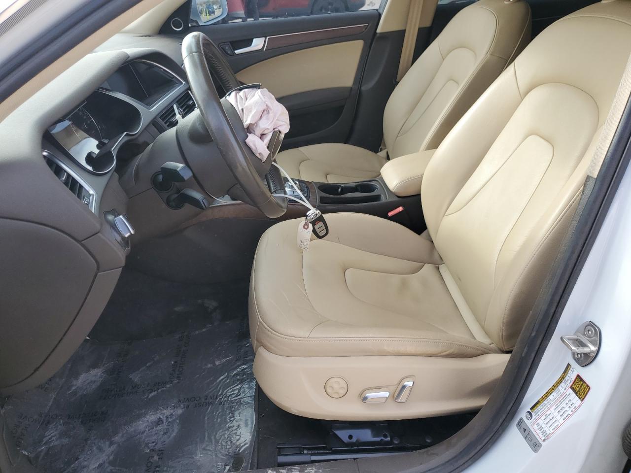 2015 Audi A4 Premium Plus VIN: WAUFFAFL3FN028514 Lot: 89520735