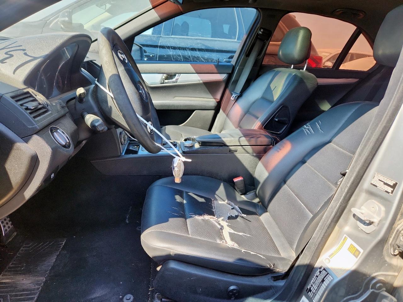 2010 Mercedes-Benz C 300 VIN: WDDGF5EB5AF430941 Lot: 86260525