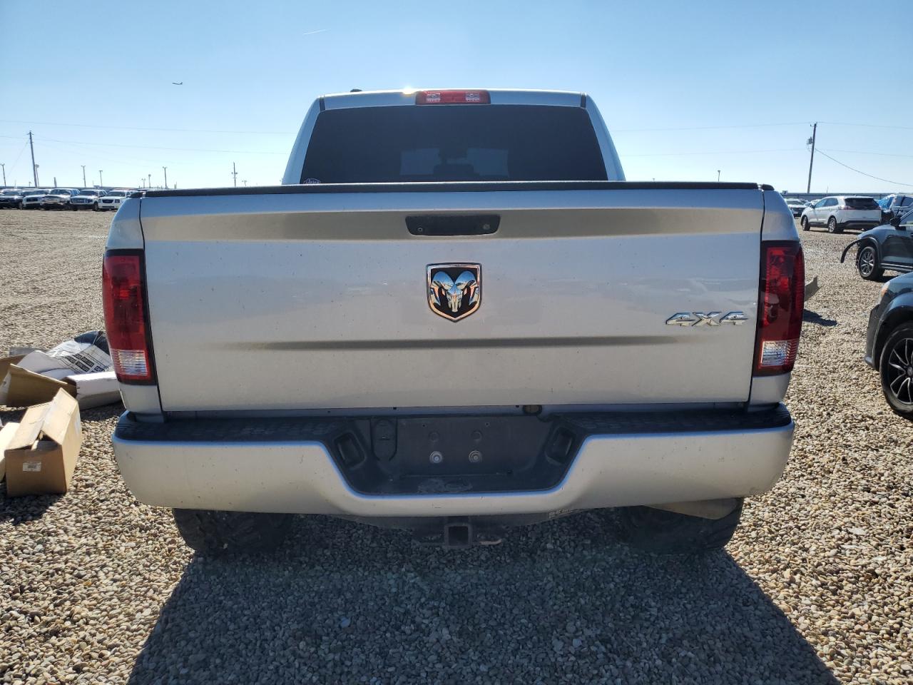 2018 Ram 1500 St VIN: 1C6RR7KG2JS154836 Lot: 90259155