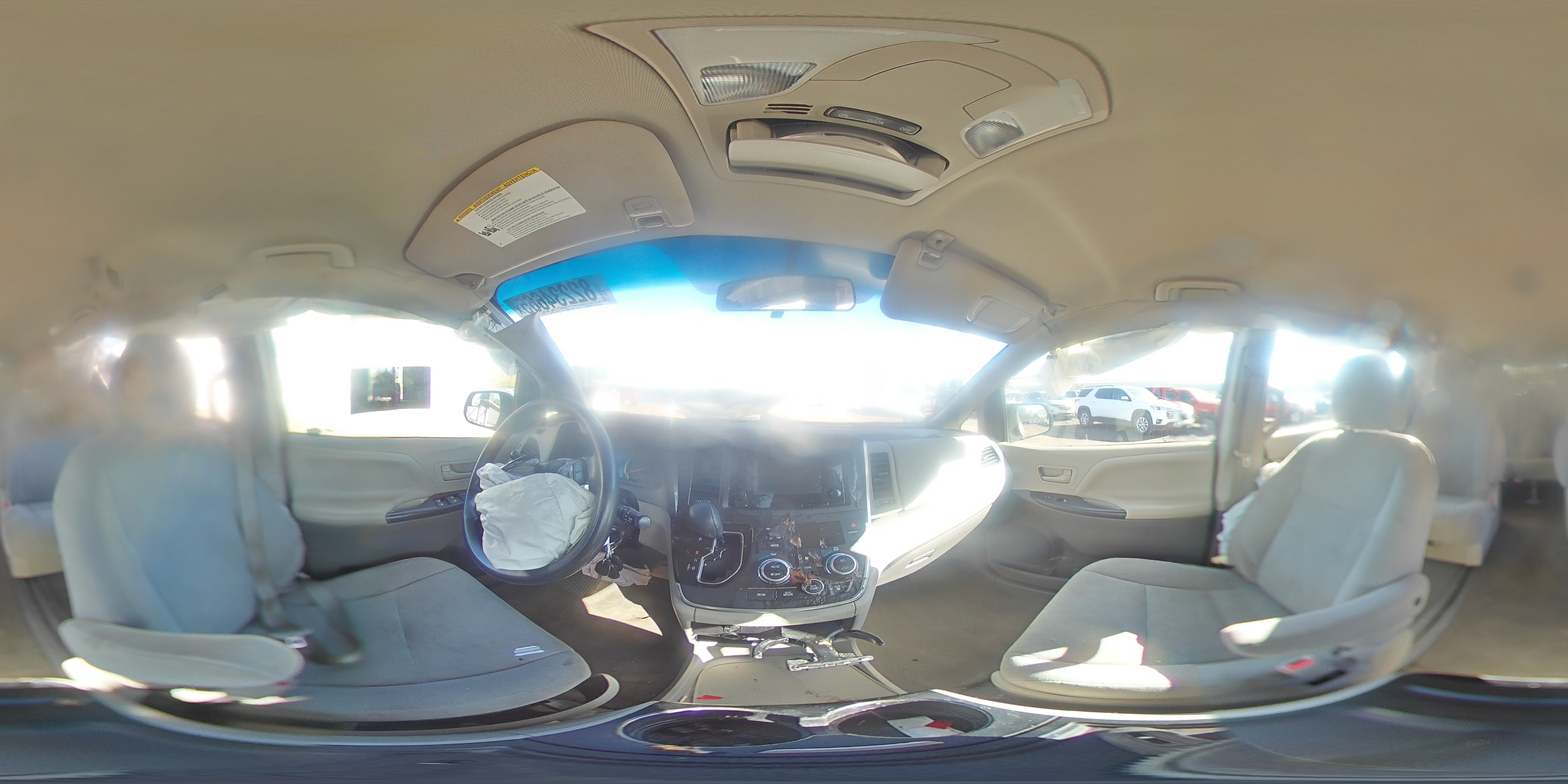 2015 Toyota Sienna VIN: 5TDZK3DC2FS684711 Lot: 82234665