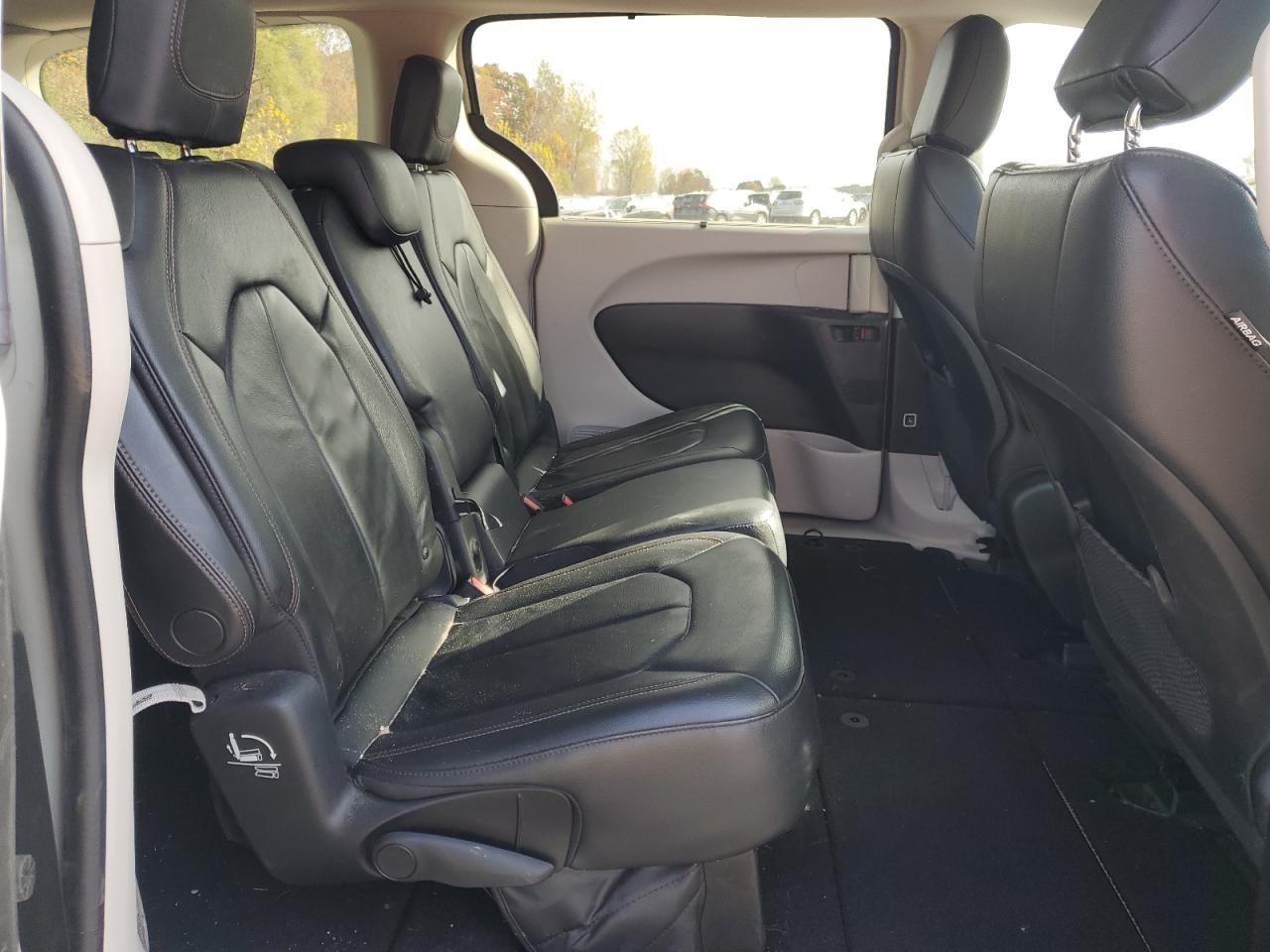 2017 Chrysler Pacifica Touring L VIN: 2C4RC1BG0HR609346 Lot: 90649315