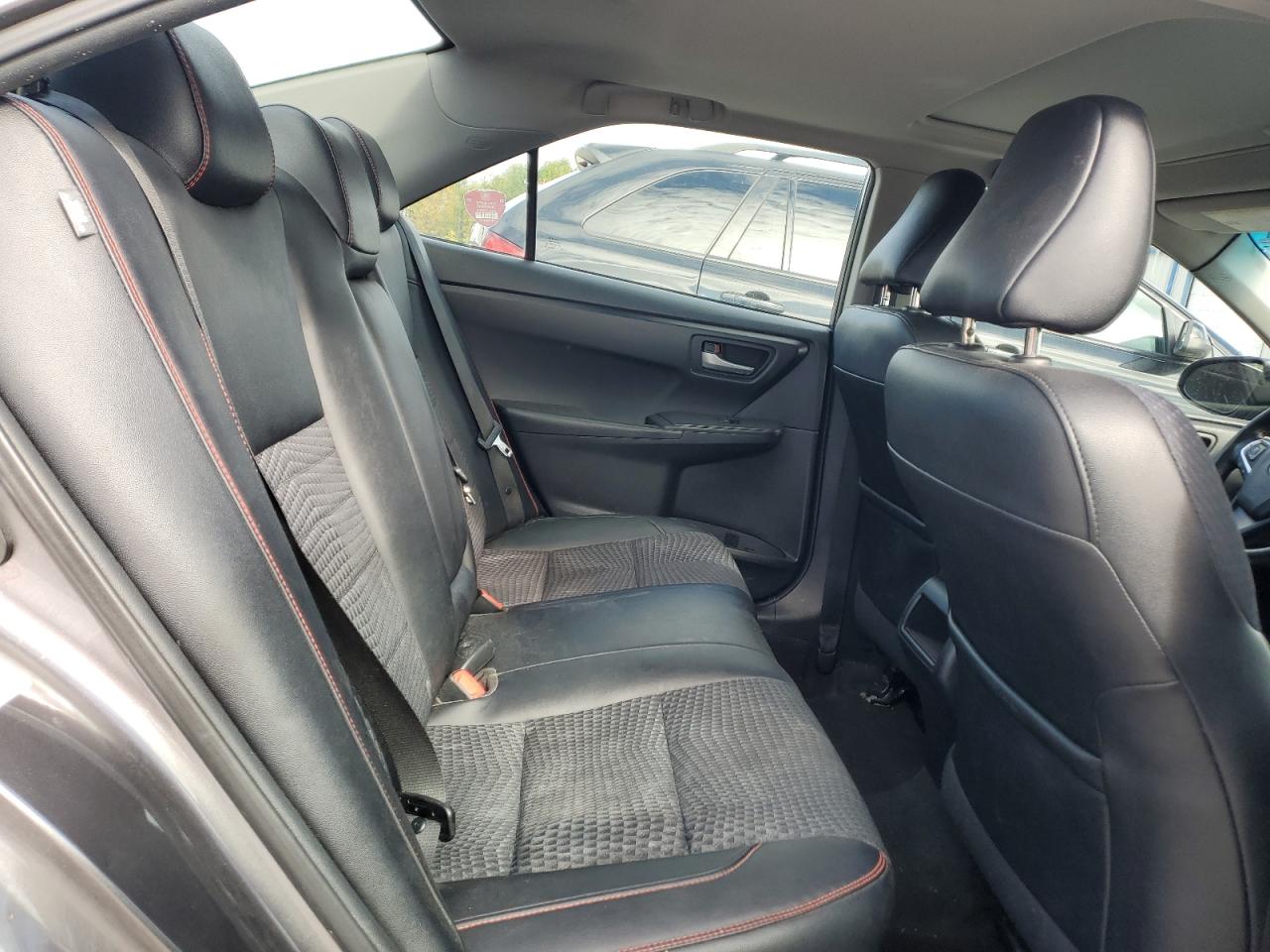 2015 Toyota Camry Le VIN: 4T1BF1FK9FU928733 Lot: 87030945