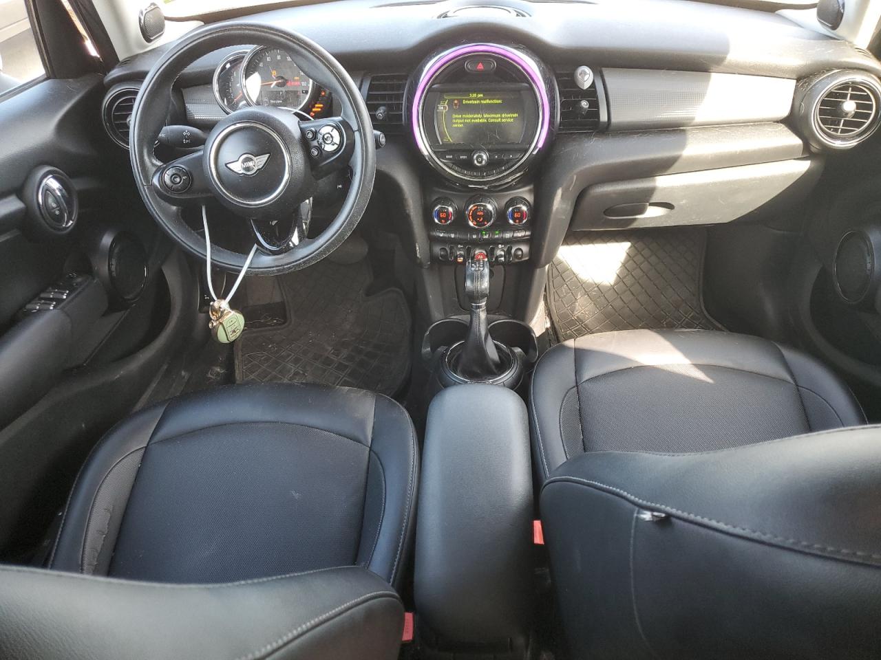 2015 Mini Cooper VIN: WMWXS5C59FT828047 Lot: 85100045