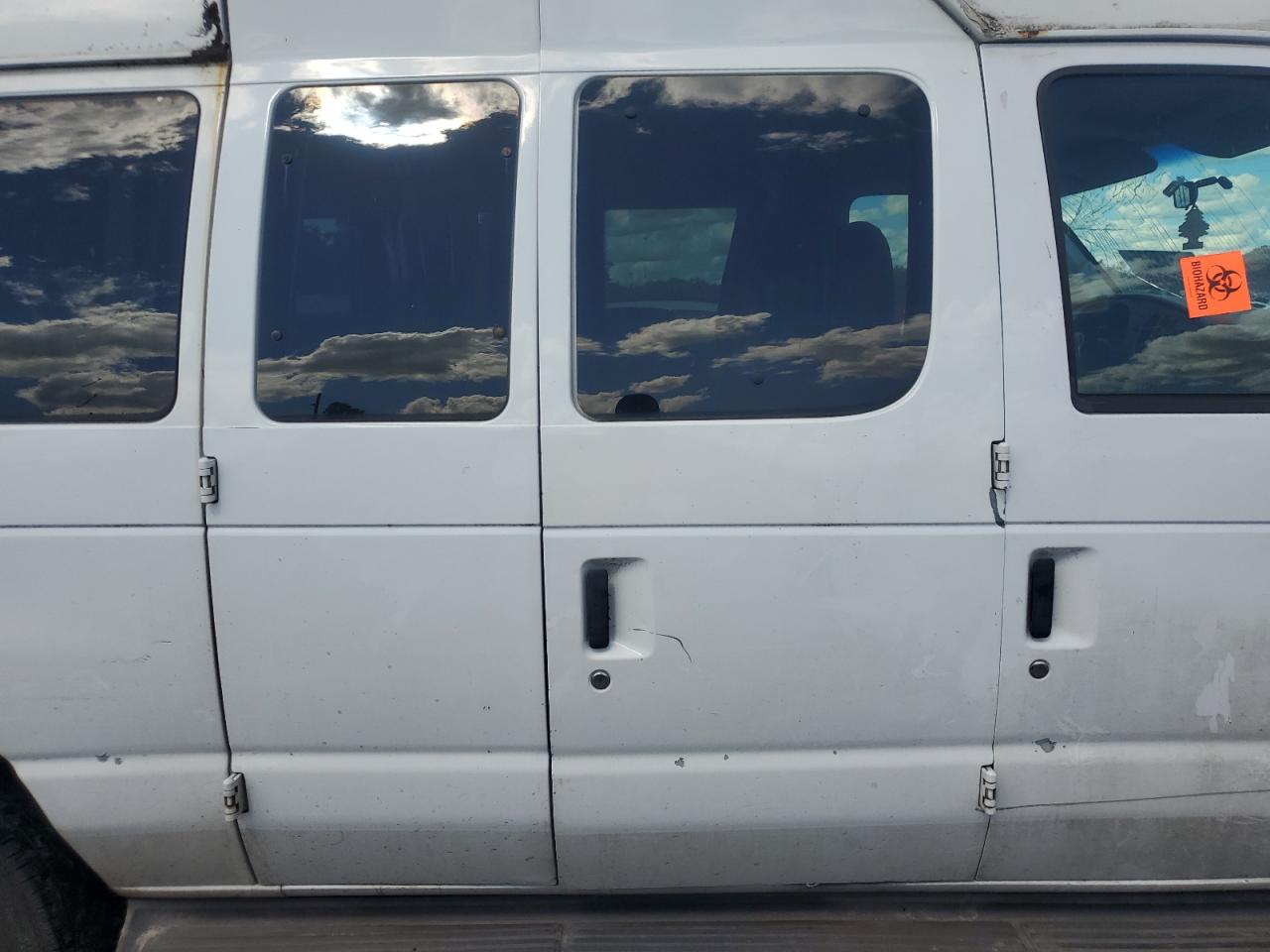 2005 Ford Econoline E350 Super Duty Wagon VIN: 1FBNE31S45HA58263 Lot: 86313305