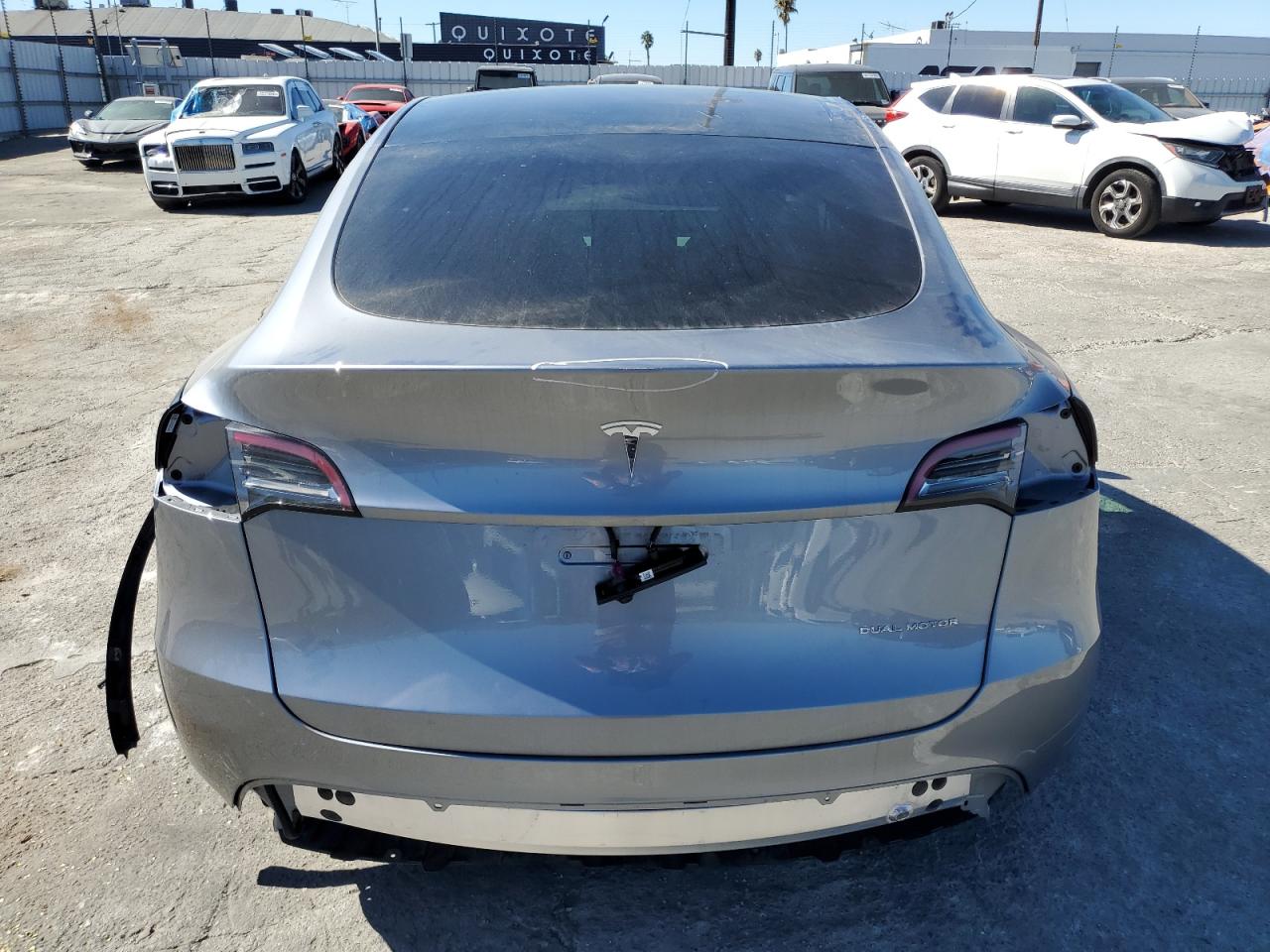 2024 Tesla Model Y VIN: 7SAYGDEE1RA322400 Lot: 87285495