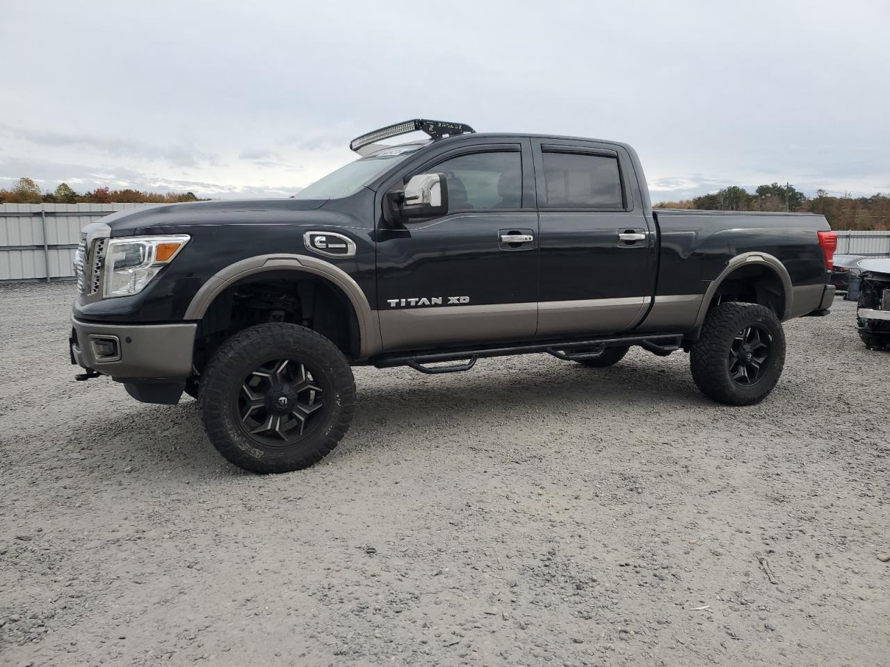 2019 Nissan Titan Xd Sl