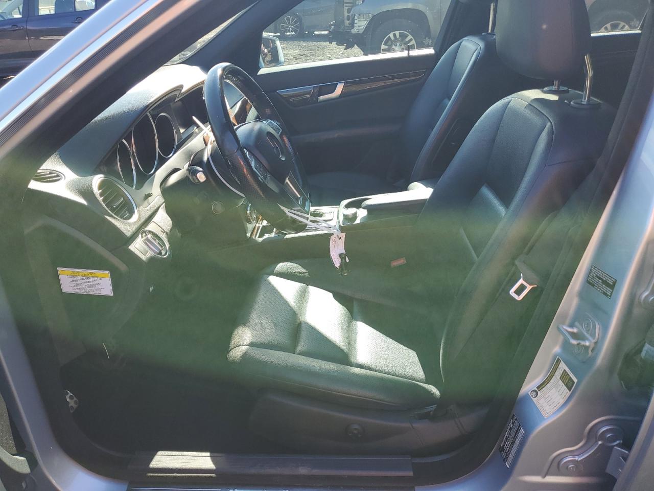 2013 Mercedes-Benz C 300 4Matic VIN: WDDGF8AB2DR271516 Lot: 86176695